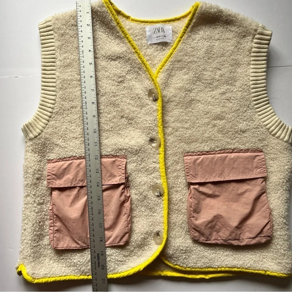 Zara Kids Boucle Knit Sweater Vest Fleece Pile  Retro Vintage Button Down 13-14 - Picture 9 of 15